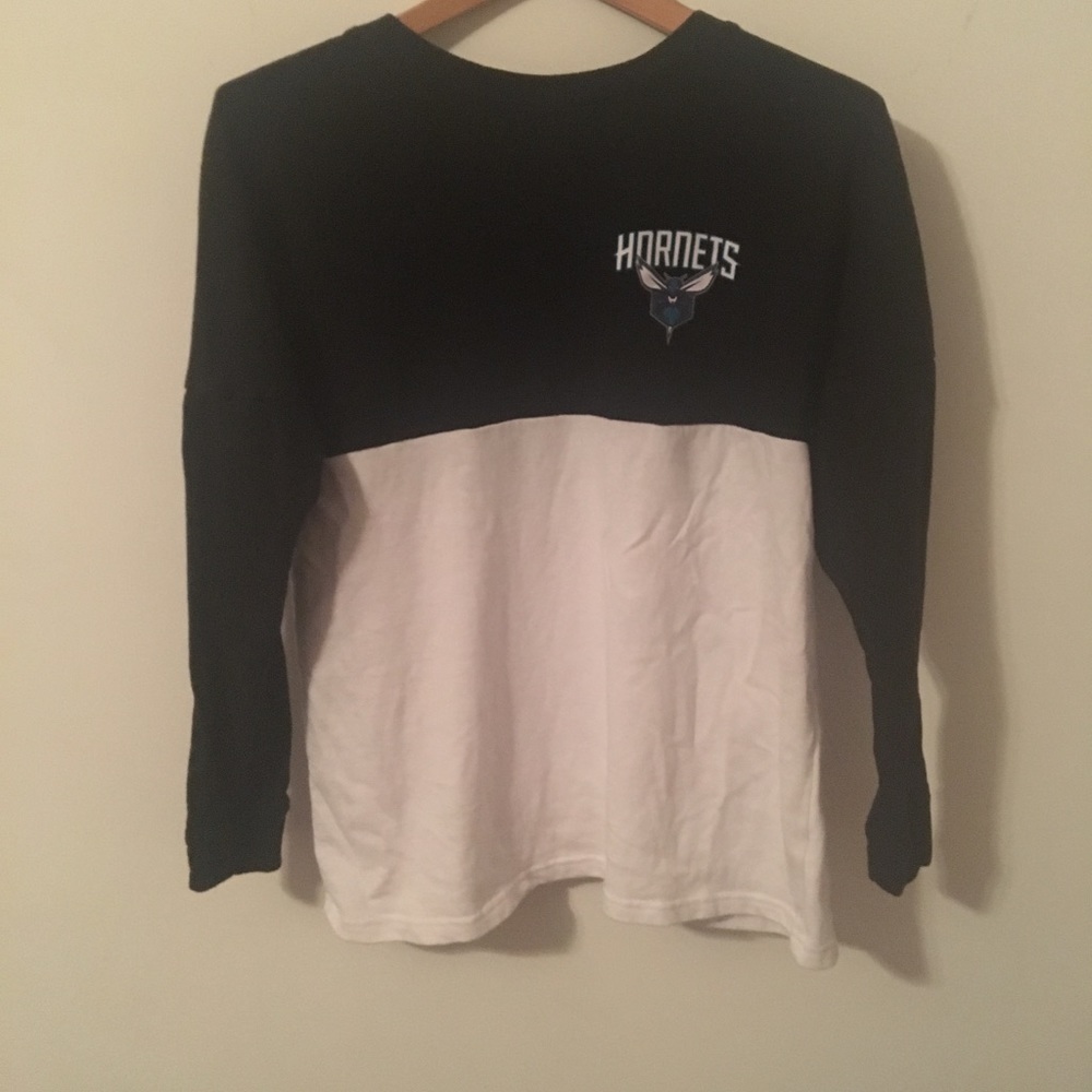 NBA liscensed women's Charlotte hornets shirt